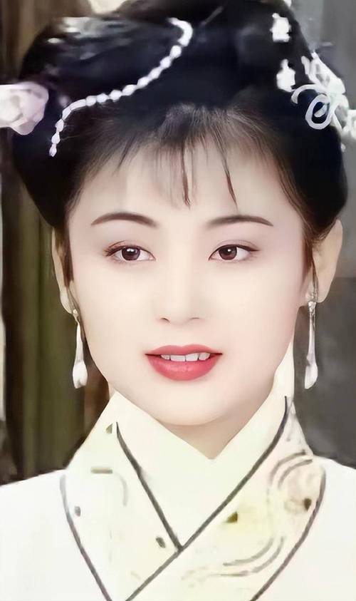 香烟与口红